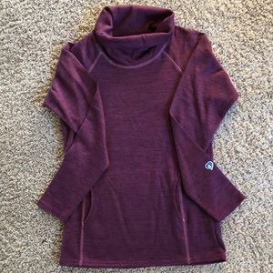 Kuhl turtleneck top